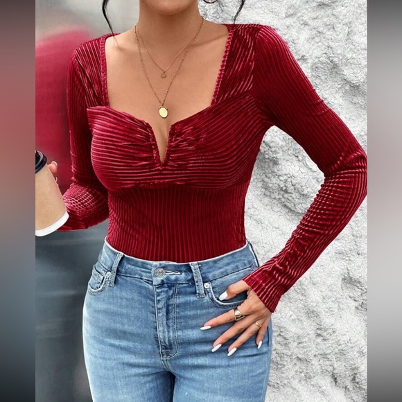 Luxe notched neck fitted top - Picture 8 of 15